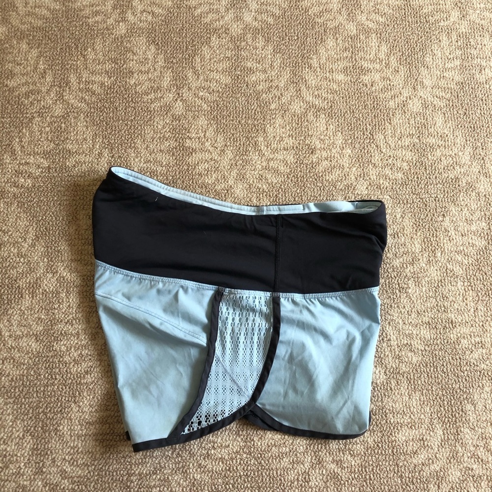 Lululemon short